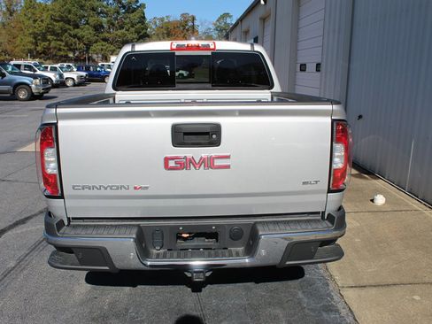 Used 2019 GMC Canyon SLT w/ Driver Alert Package image 14