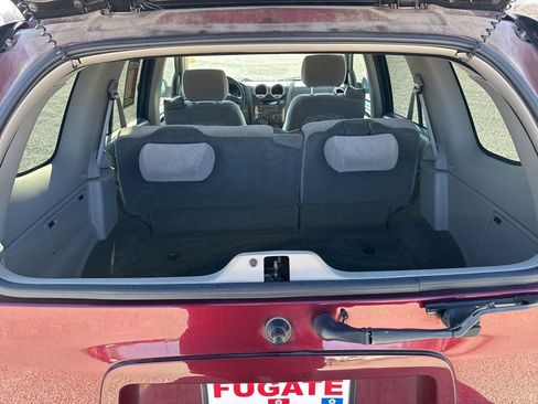 Used 2003 GMC Envoy SLE image 13