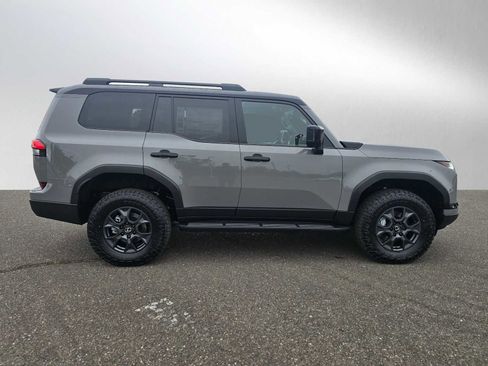 New 2026 Lexus GX 550 AWD/4WD image 2
