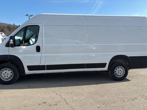 Used 2023 RAM ProMaster 3500 w/ Driver Convenience Group FWD image 5