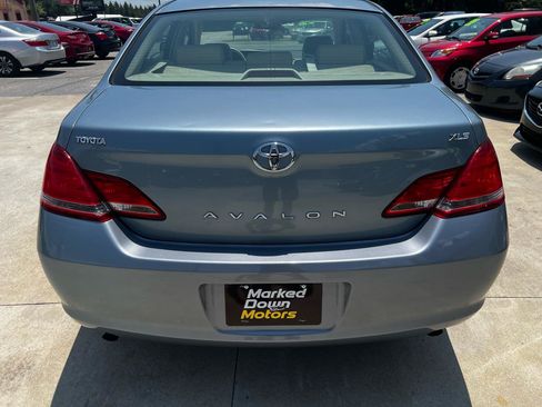 Used 2007 Toyota Avalon Limited FWD image 6