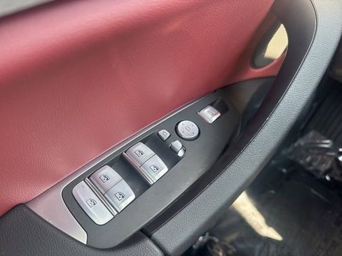 Certified 2023 BMW X3 xDrive30i w/ Premium Package image 18