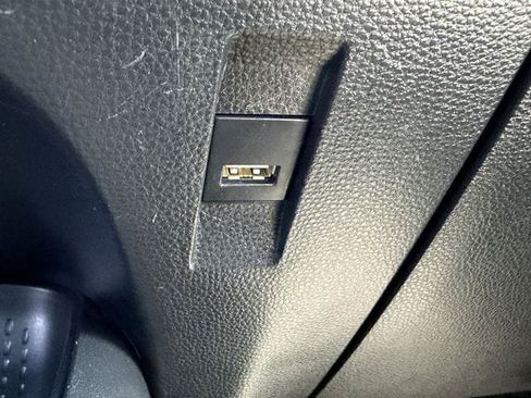 Used 2022 Toyota Corolla SE w/ Carpet Mat Package (TMS) FWD image 20