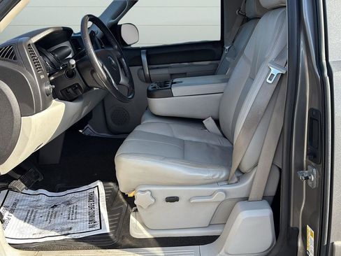 Used 2008 Chevrolet Silverado 1500 LT w/ EZ-Lift Tailgate Package image 11