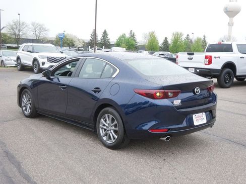Used 2024 MAZDA MAZDA3 s FWD image 7