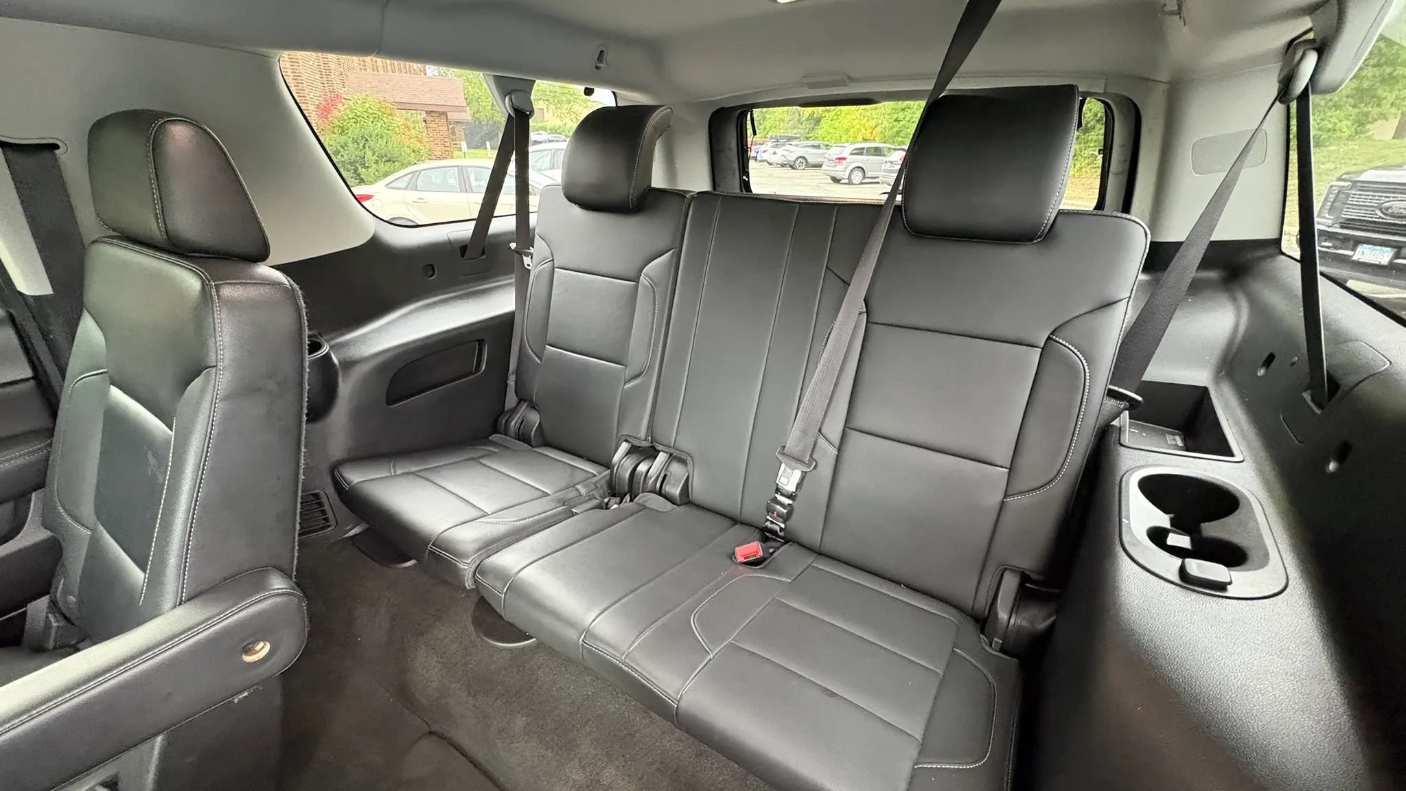 Used 2018 Chevrolet Suburban LT AWD/4WD image 36