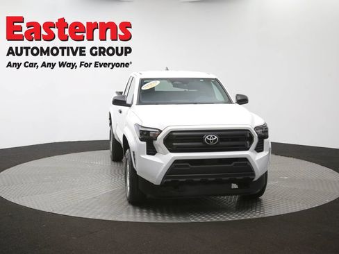 Used 2024 Toyota Tacoma SR RWD image 49