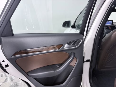 Used 2018 Audi Q3 2.0T Premium image 26