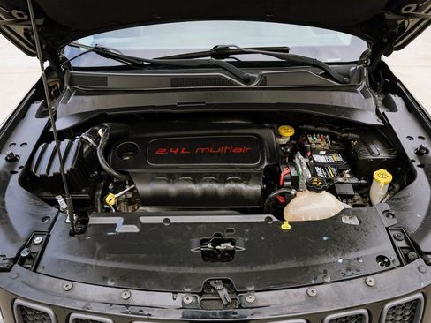 Used 2019 Jeep Compass Trailhawk image 17