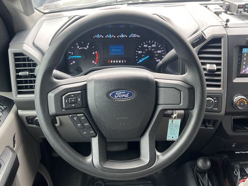Used 2017 Ford F350 XL w/ Power Equipment Group AWD/4WD image 44
