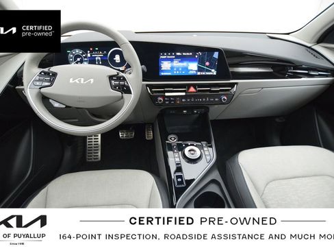 Certified 2023 Kia Niro Wave w/ Wave Preserve Package image 18