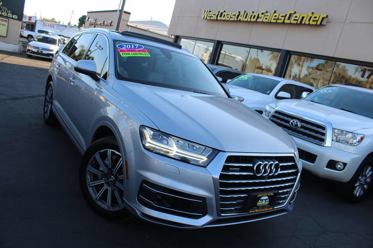 Used 2017 Audi Q7 3.0T Premium Plus w/ Premium Plus Package AWD/4WD image 40