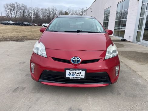 Used 2013 Toyota Prius Four w/ Deluxe Solar Roof Pkg image 3