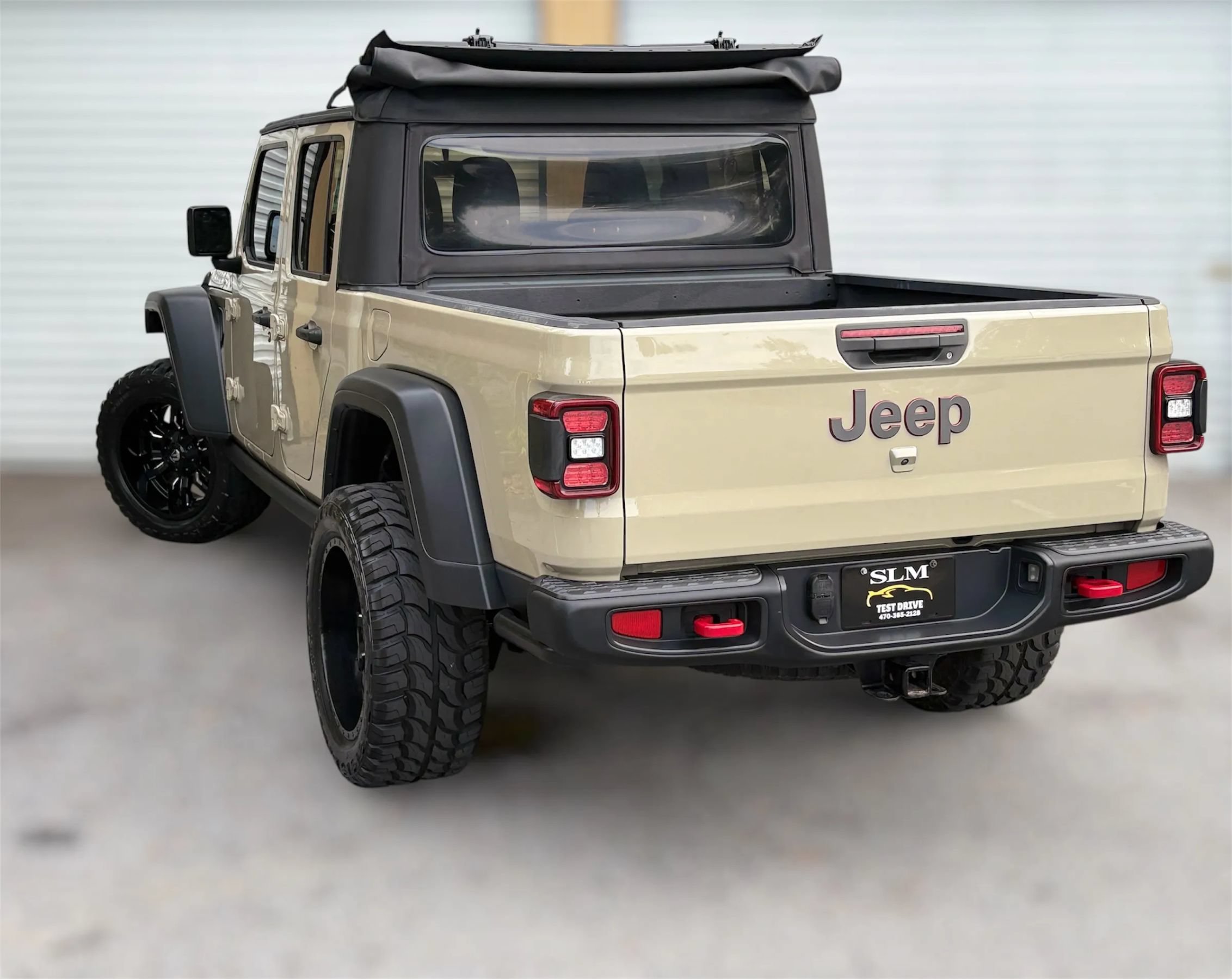 Used 2020 Jeep Gladiator Rubicon w/ LED Lighting Group AWD/4WD image 11