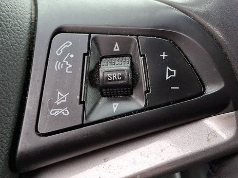 Used 2022 Chevrolet Trax LT w/ Midnight Edition image 21