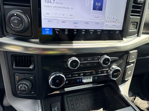 Used 2024 Ford F150 Lariat w/ Equipment Group 502A High AWD/4WD image 27