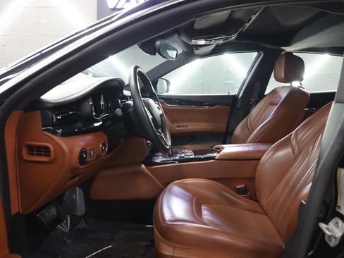 Used 2021 Maserati Quattroporte S RWD image 11