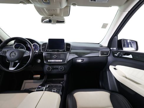 Used 2018 Mercedes-Benz GLE 43 AMG 4MATIC image 25