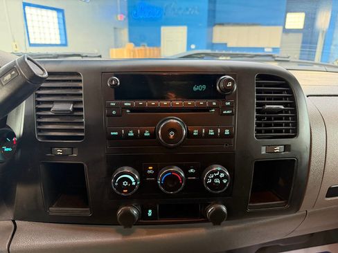 Used 2013 Chevrolet Silverado 1500 LS RWD image 22