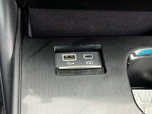 Certified 2023 Lexus ES 350 w/ Premium Package image 22