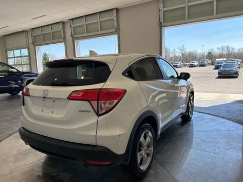Used 2017 Honda HR-V EX image 6