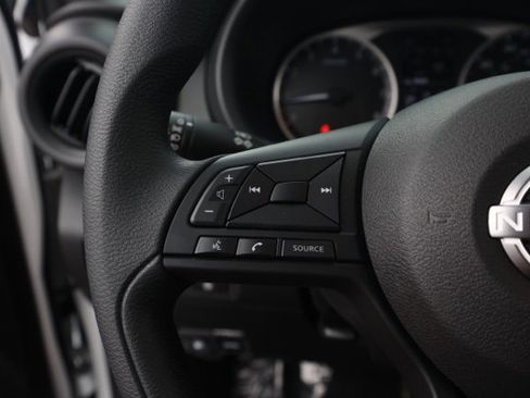 New 2025 Nissan Kicks Play S image 25