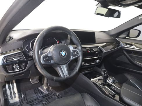 Used 2018 BMW M550i xDrive AWD/4WD image 27
