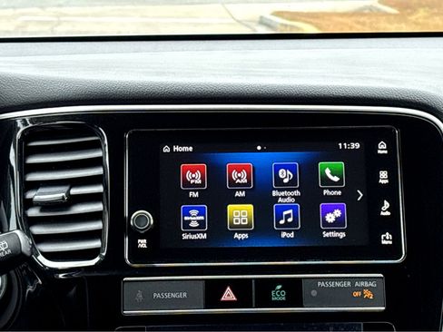 Used 2019 Mitsubishi Outlander SE image 7