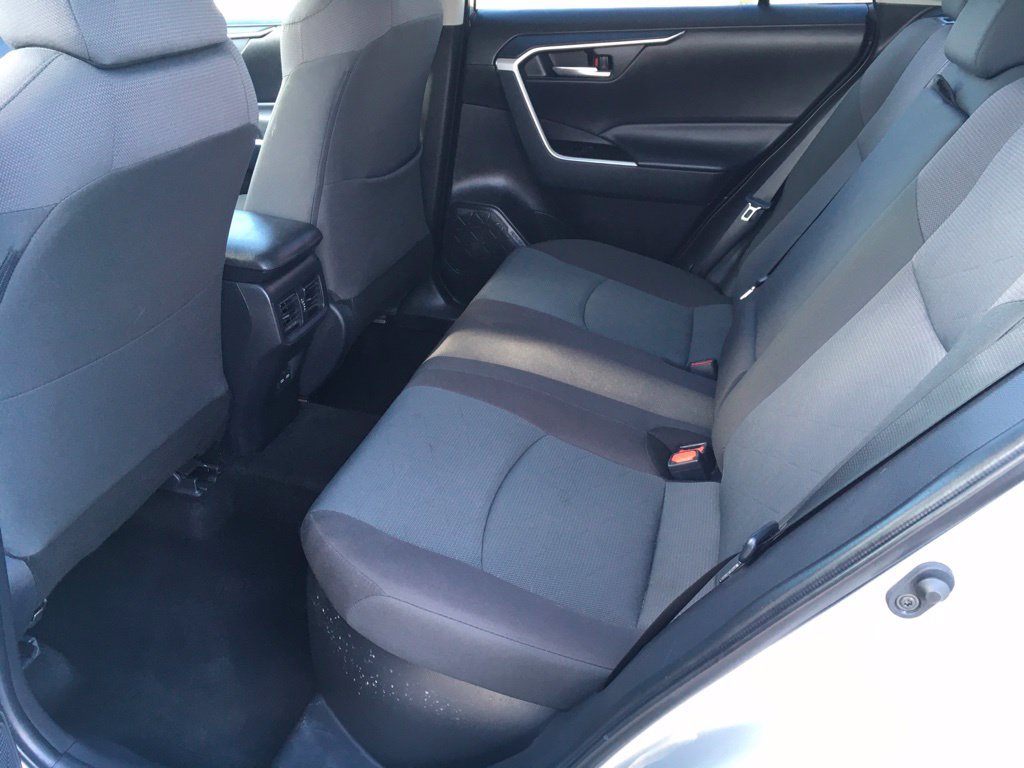 Used 2025 Toyota RAV4 XLE AWD/4WD image 25