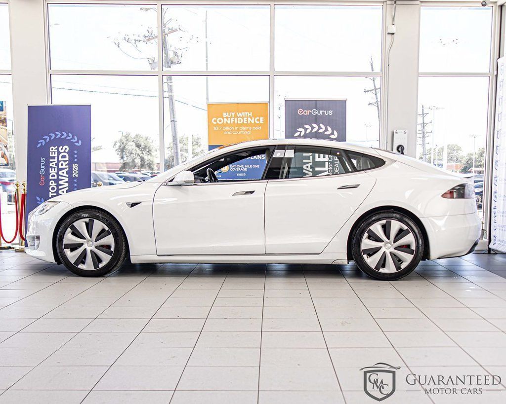Used 2021 Tesla Model S Performance AWD/4WD image 7