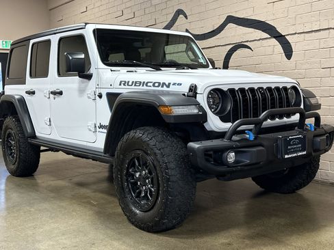 Used 2023 Jeep Wrangler Unlimited Rubicon 4xe image 13
