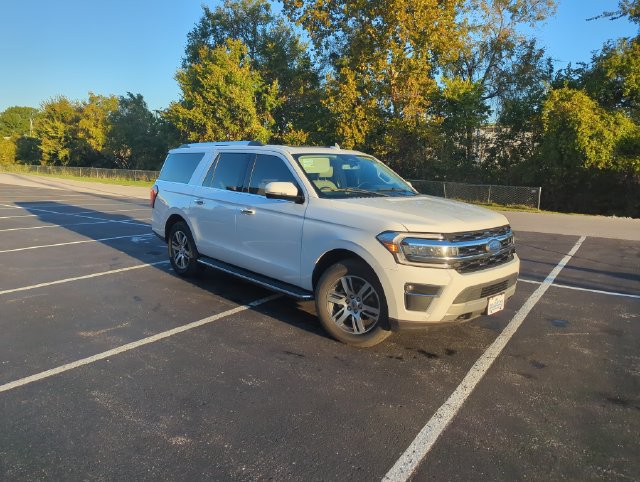 Used 2023 Ford Expedition Max Limited AWD/4WD image 11