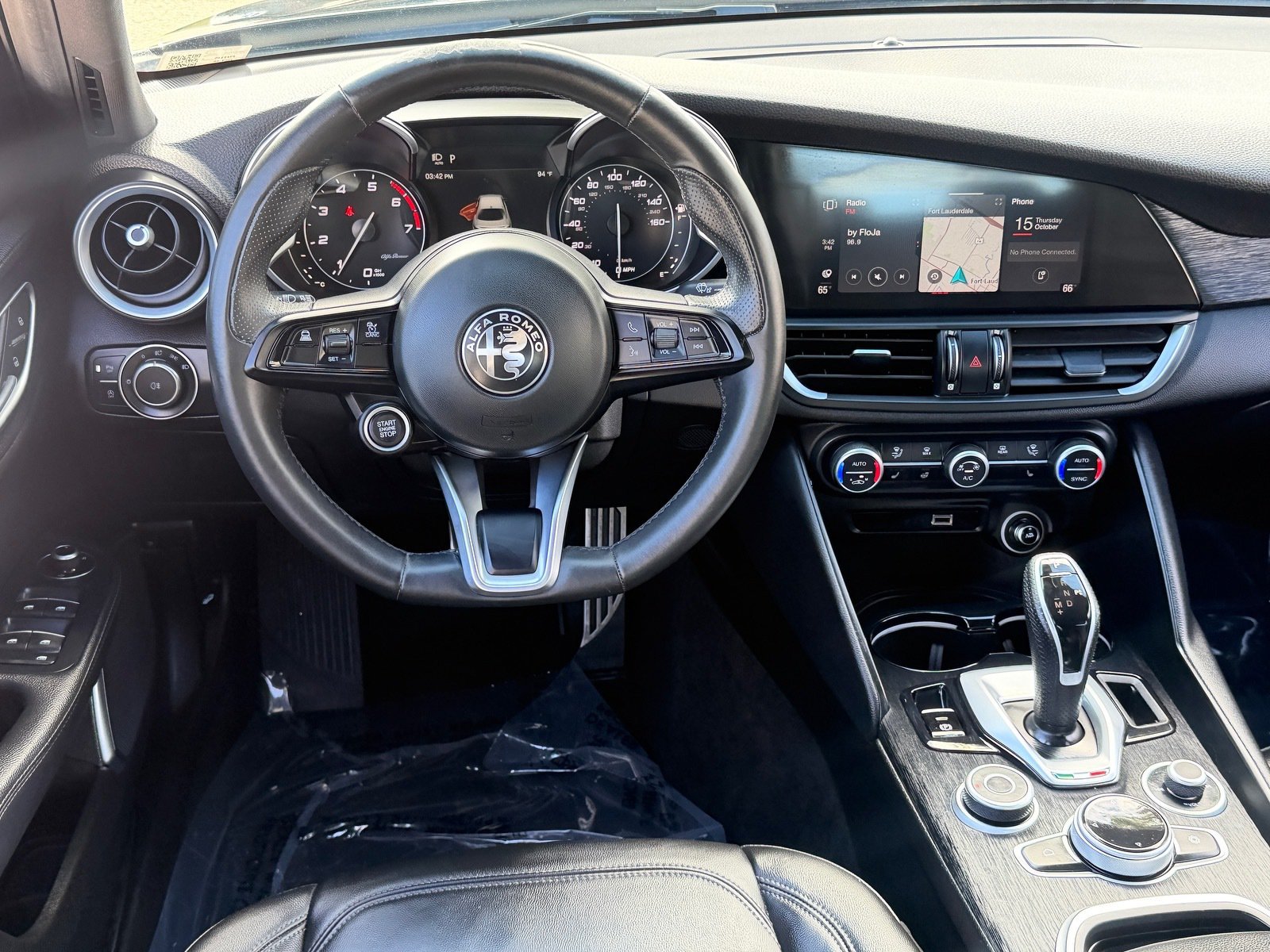 Used 2023 Alfa Romeo Giulia Sprint RWD image 13