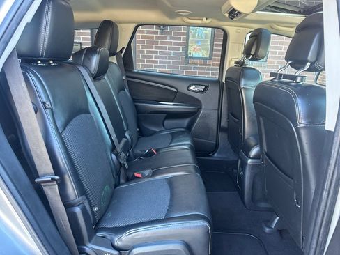 Used 2020 Dodge Journey Crossroad image 17
