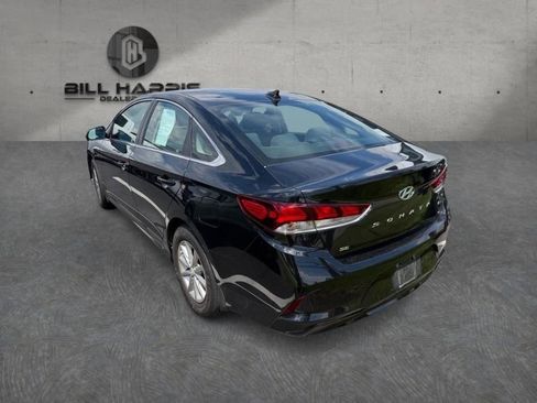 Used 2018 Hyundai Sonata SE FWD image 1