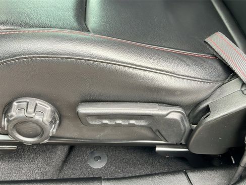 Used 2021 Jeep Wrangler Unlimited Rubicon w/ Steel Bumper Group image 11