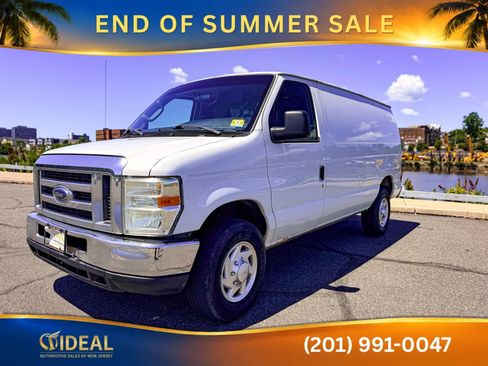 Used 2011 Ford E-350 and Econoline 350 Super Duty w/ Premium Van Group RWD image 2