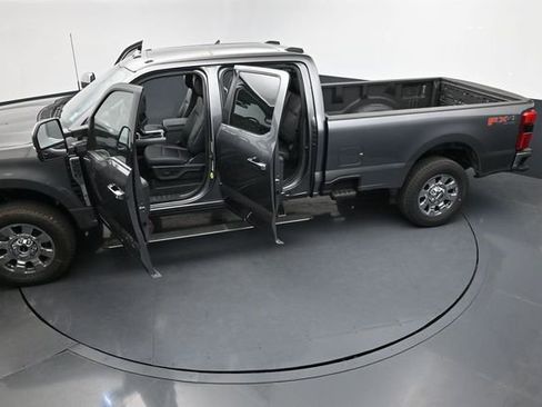 Used 2025 Ford F250 Lariat w/ Lariat Ultimate Package AWD/4WD image 46