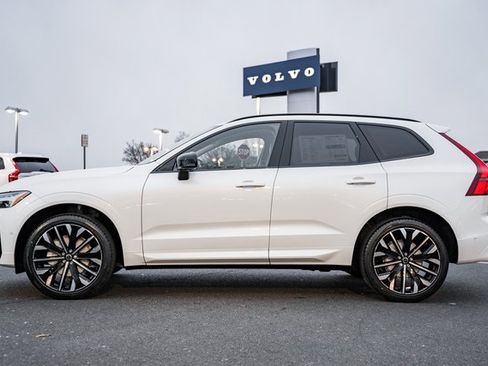 New 2026 Volvo XC60 B5 Ultra w/ Protection Package Premier image 4