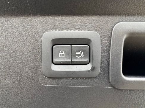 Used 2023 MAZDA CX-50 AWD 2.5 S w/ Cargo Package image 33