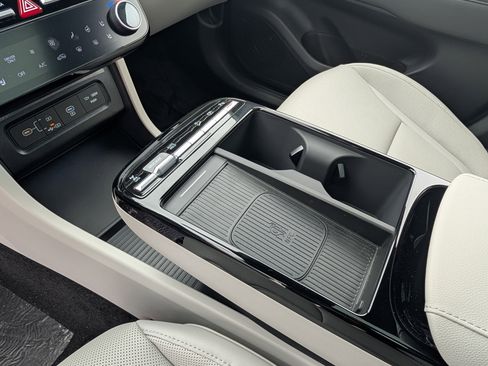 New 2026 Hyundai Tucson Limited image 14