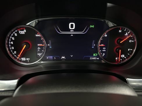 Used 2022 Chevrolet Traverse High Country image 13