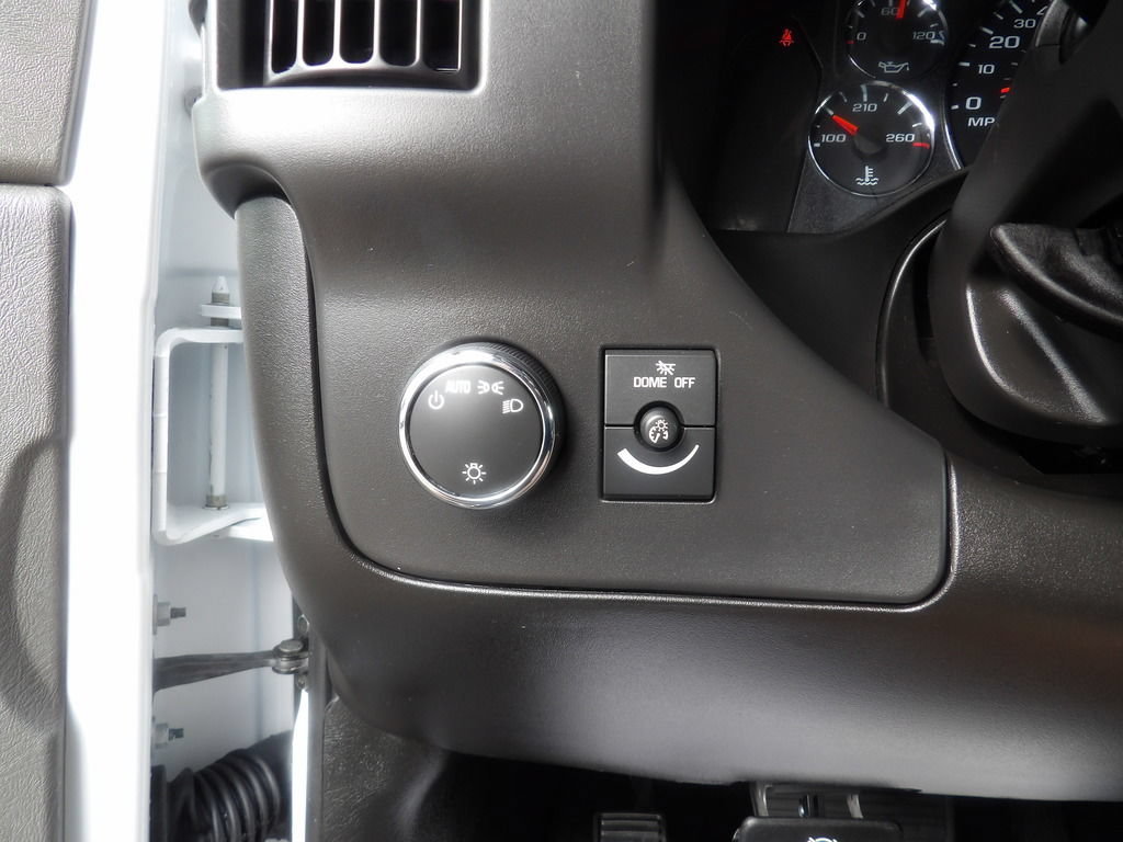 Used 2025 Chevrolet Express 3500 LT w/ LT Preferred Equipment Group RWD image 19