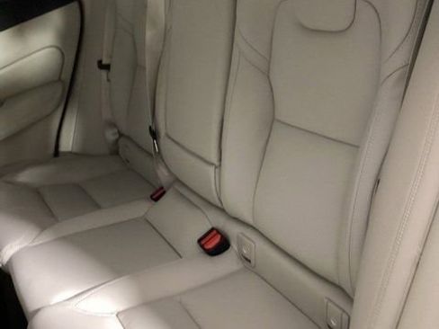 New 2026 Volvo XC60 B5 Ultra w/ Protection Package Premier image 10