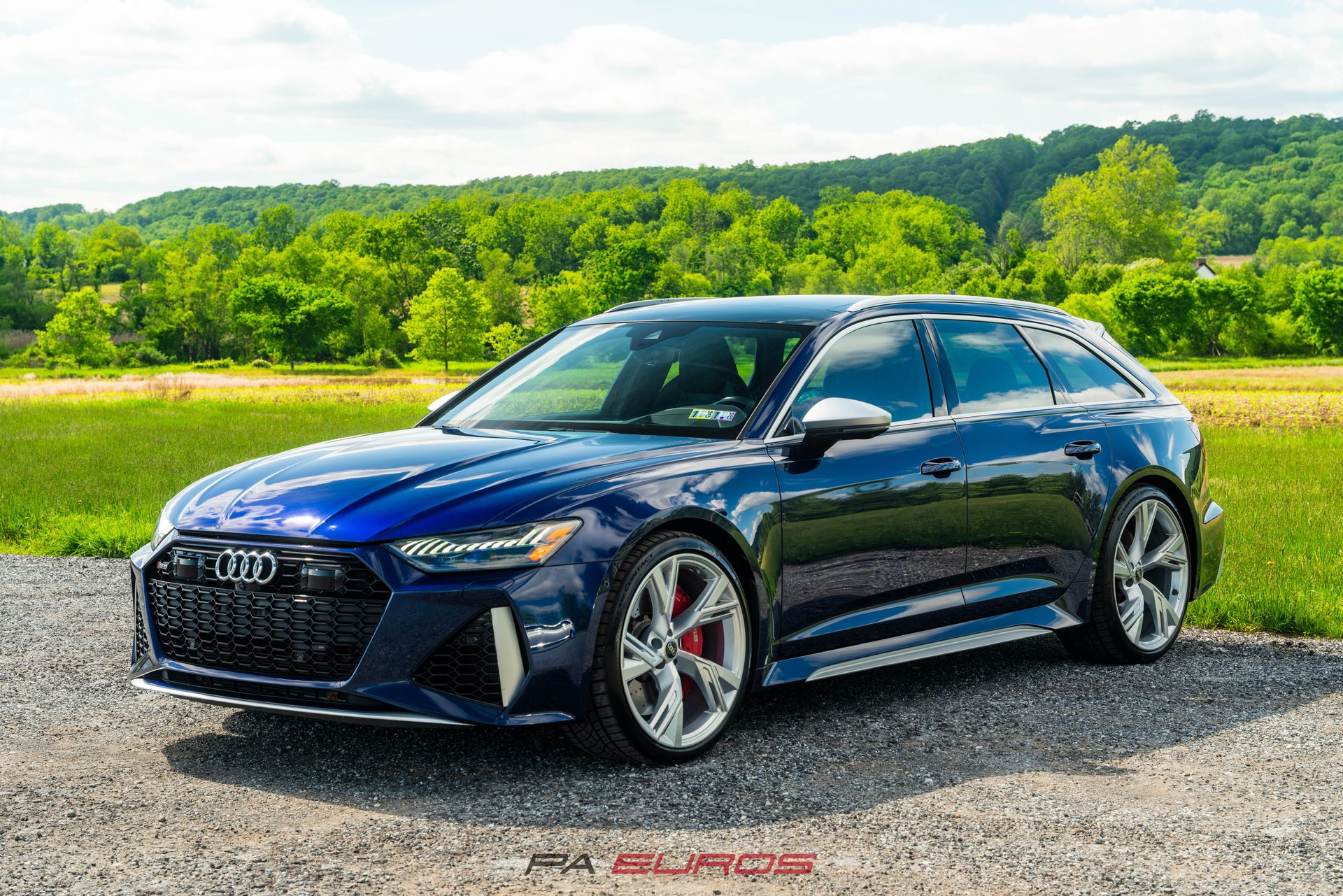 Used 2021 Audi RS 6 AWD/4WD image 3