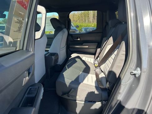 New 2025 Toyota Tacoma TRD Off-Road AWD/4WD image 15