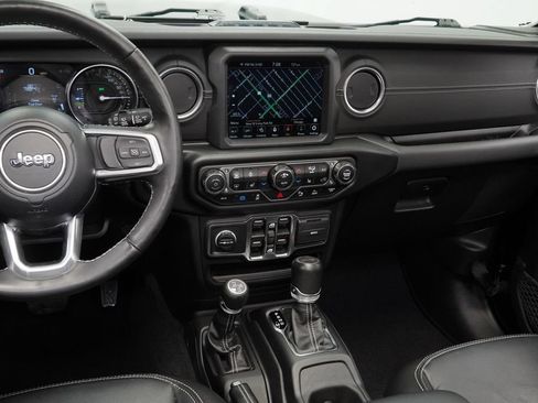 Certified 2023 Jeep Wrangler Unlimited Sahara w/ Cold Weather Group AWD/4WD image 28