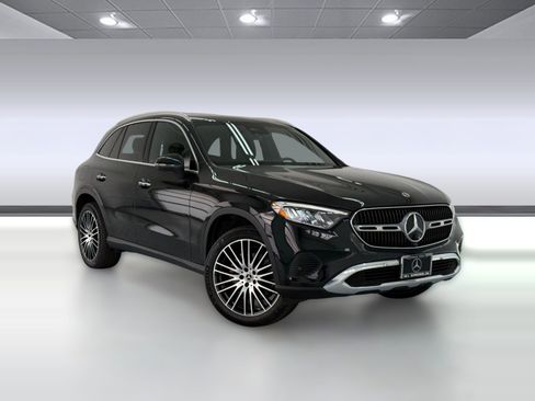 Used 2023 Mercedes-Benz GLC 300 image 6