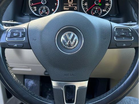 Used 2015 Volkswagen Tiguan SEL image 12