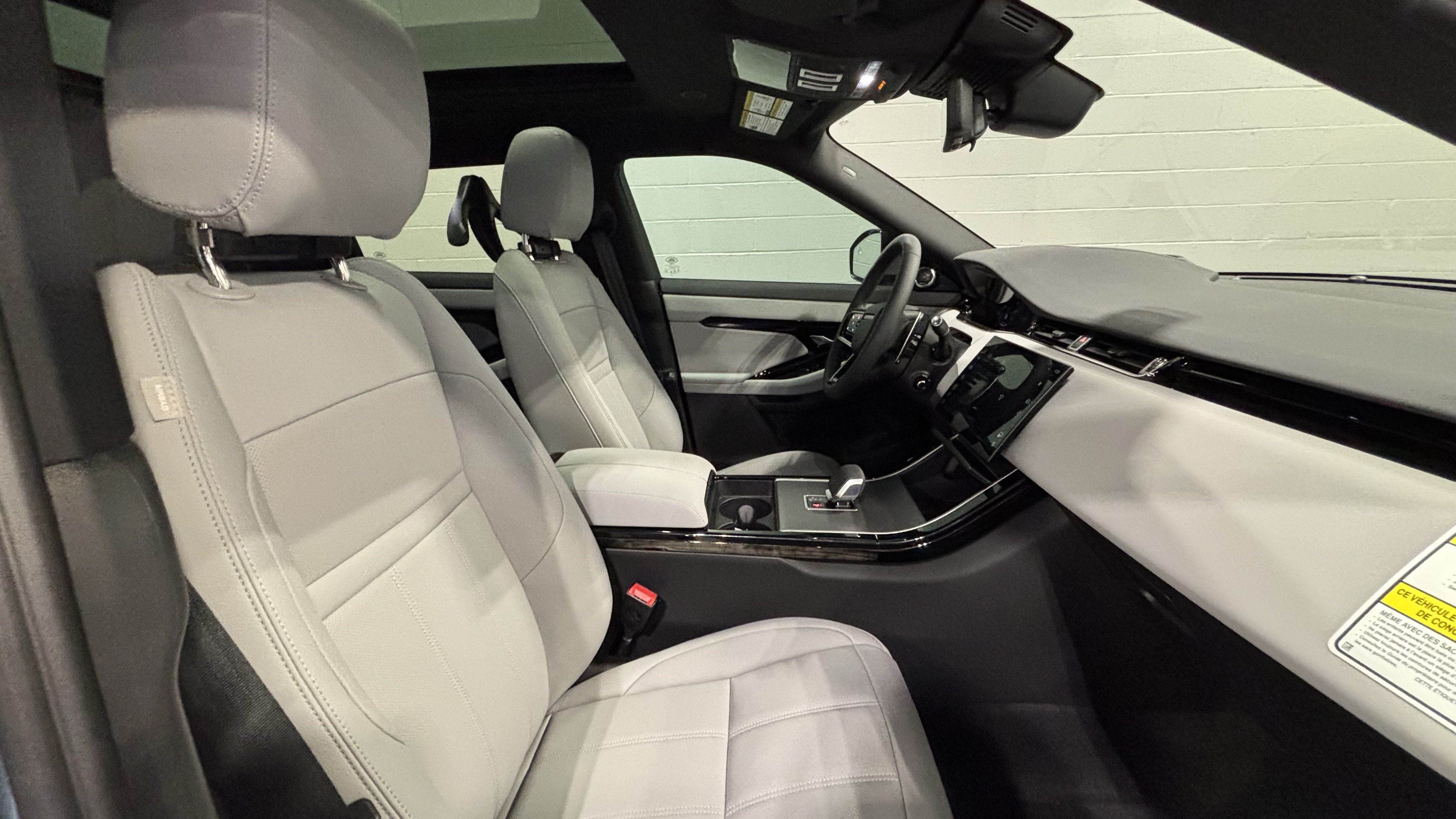 New 2026 Land Rover Range Rover Evoque S AWD/4WD image 14